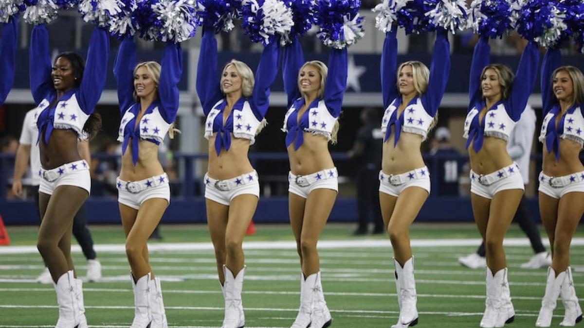 How Much Do NFL Cheerleaders Make?